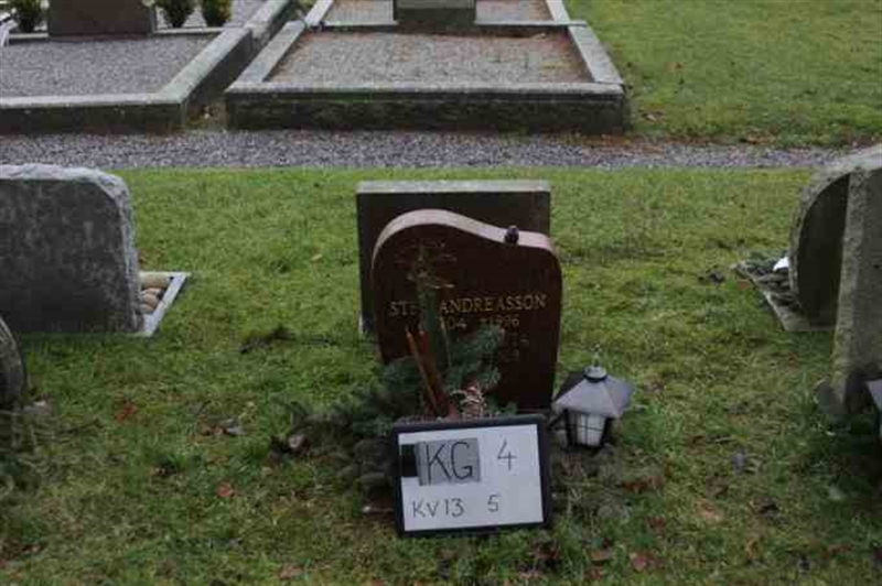 Hautatunnus: 4 13     5