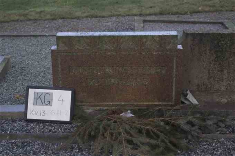 Hautatunnus: 4 13   671-672