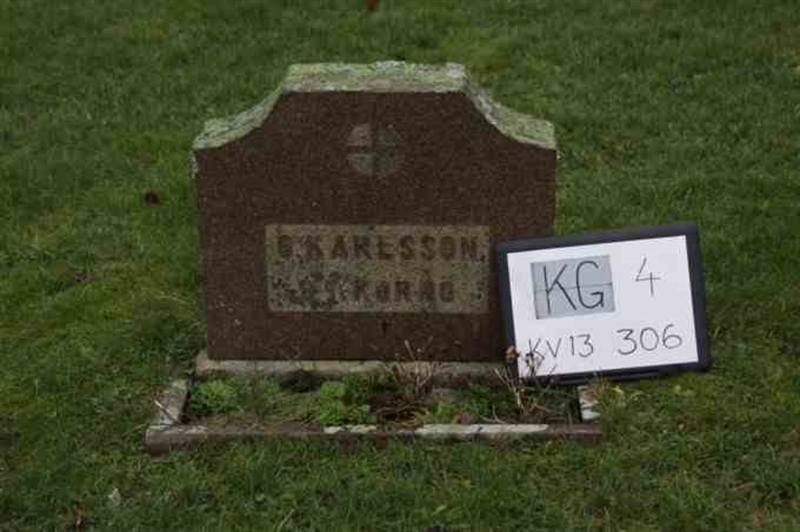 Hautatunnus: 4 13   306