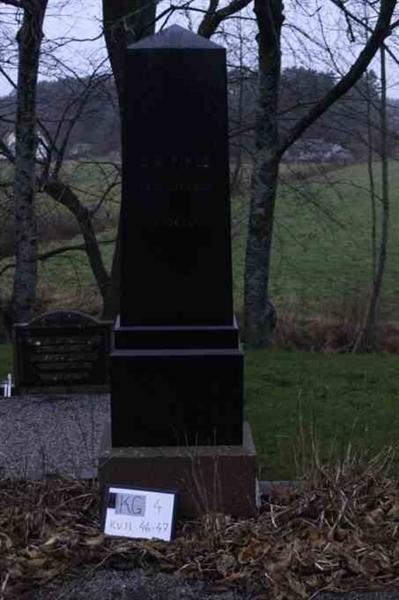 Hautatunnus: 4 11    46-47