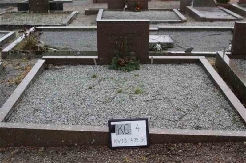 Hautatunnus: 4 13   429-430