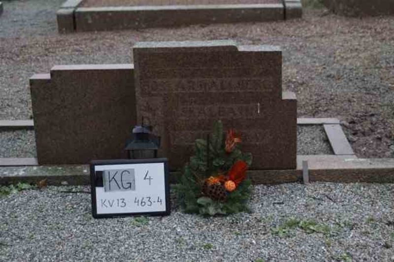 Hautatunnus: 4 13   463-464