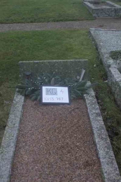 Hautatunnus: 4 13   757