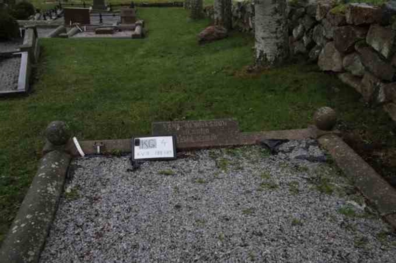 Hautatunnus: 4 11   188-189