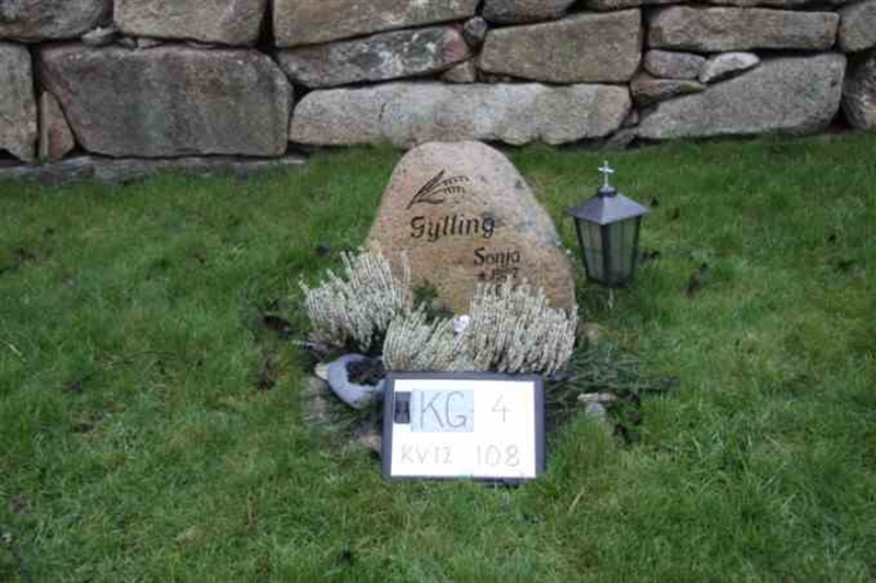 Hautatunnus: 4 12   108