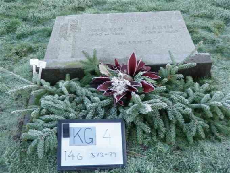 Gravnummer: 4 14-G   378-379