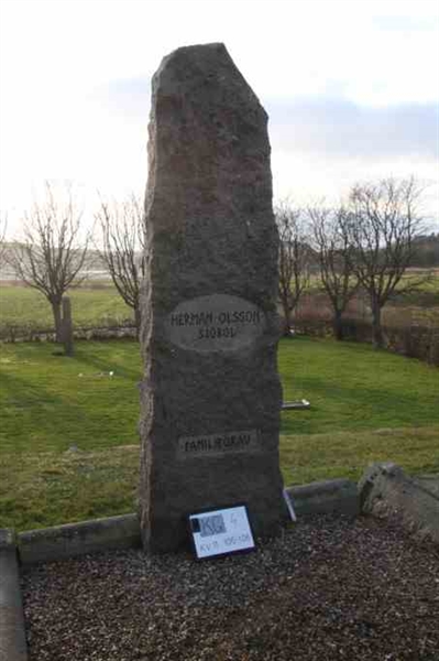 Hautatunnus: 4 11   105-106