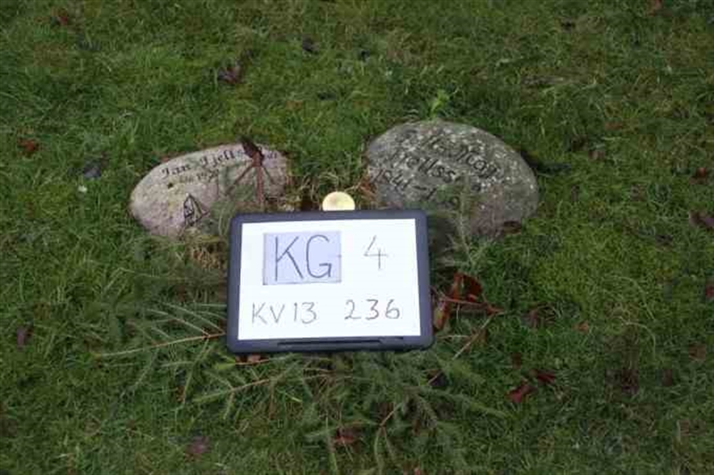 Gravnummer: 4 13   236