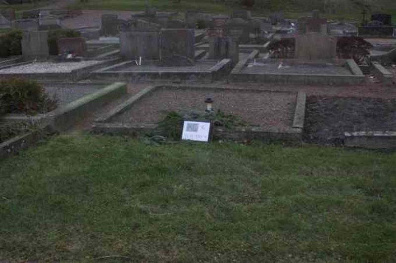 Hautatunnus: 4 13   583-584