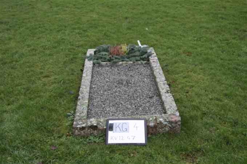 Hautatunnus: 4 12    47