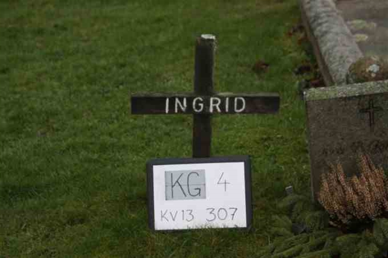 Hautatunnus: 4 13   307