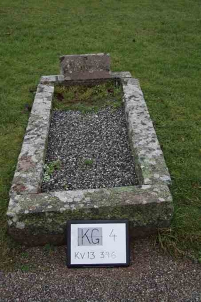 Hautatunnus: 4 13   396