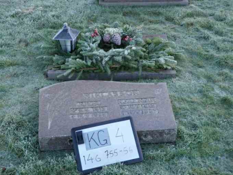 Hautatunnus: 4 14-G   755-756