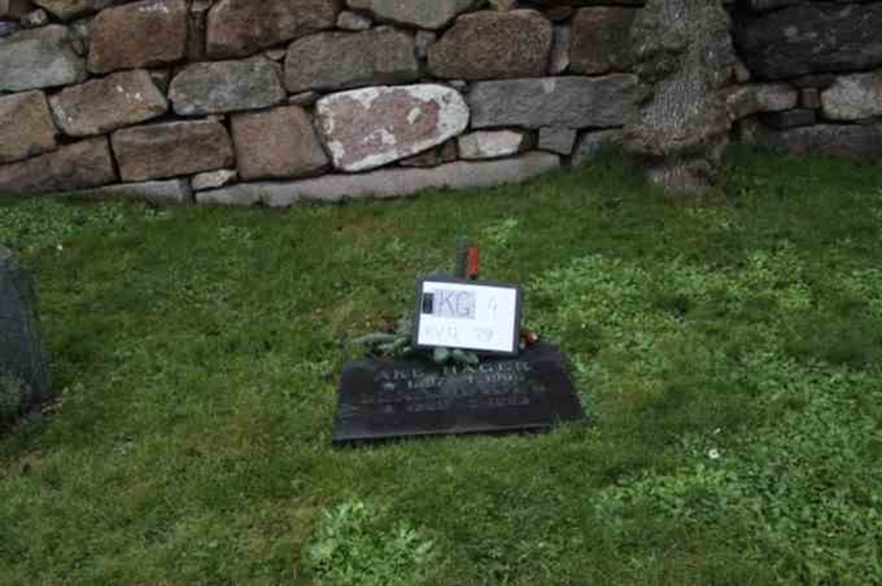 Hautatunnus: 4 12    79