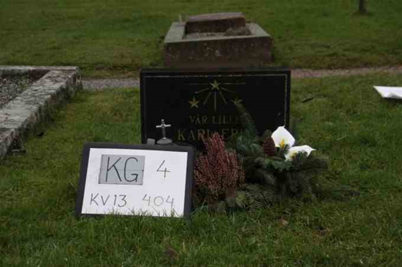Gravnummer: 4 13   404