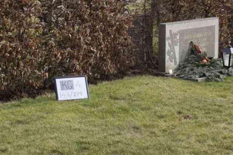 Hautatunnus: 4 14-G   279