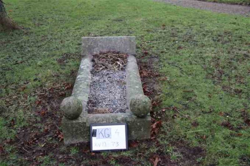 Hautatunnus: 4 12    73