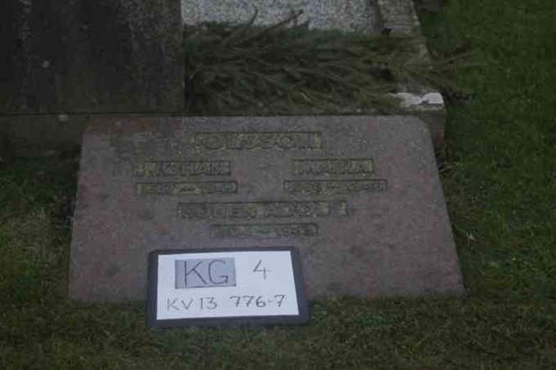 Hautatunnus: 4 13   776-777