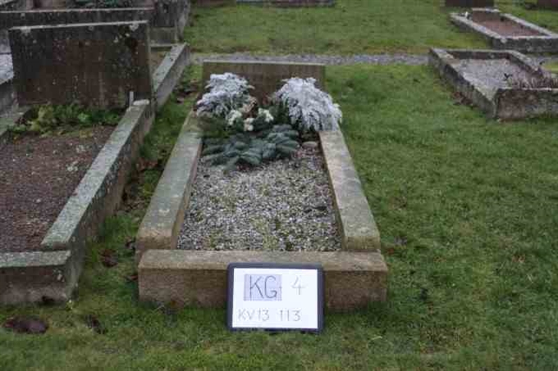 Gravnummer: 4 13   113