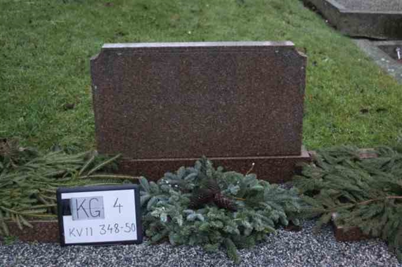 Hautatunnus: 4 11   348-350