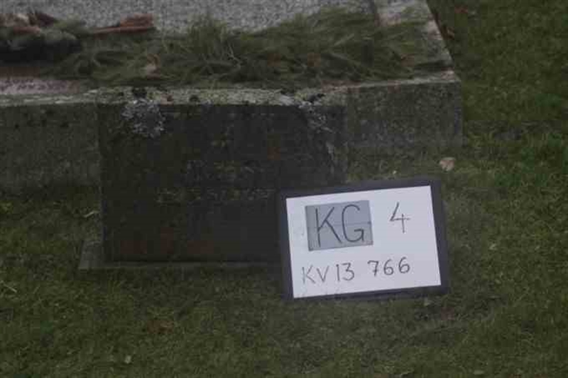 Hautatunnus: 4 13   766