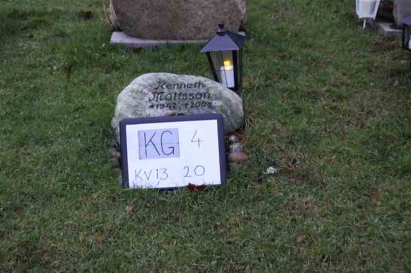 Hautatunnus: 4 13    20