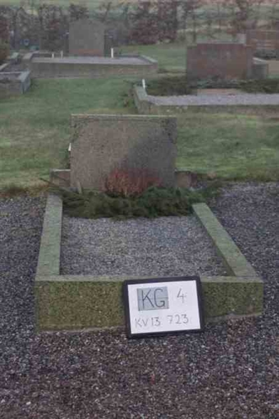 Hautatunnus: 4 13   723