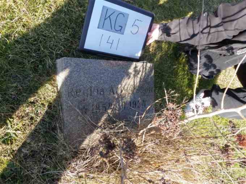 Gravnummer: 5   141-1