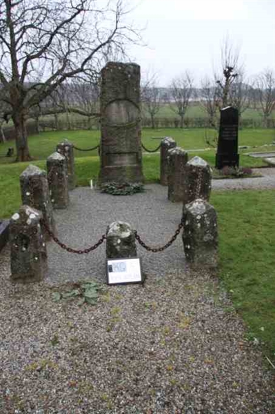 Hautatunnus: 4 11   329-330