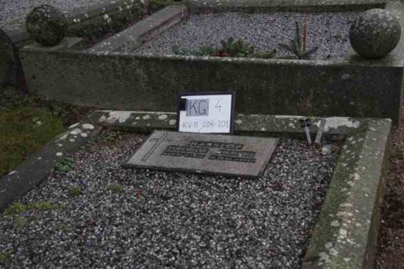 Hautatunnus: 4 11   204-205