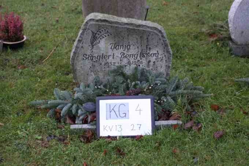 Hautatunnus: 4 13    27