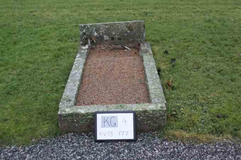 Hautatunnus: 4 13   177