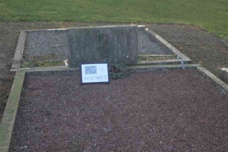 Hautatunnus: 4 13   662-663