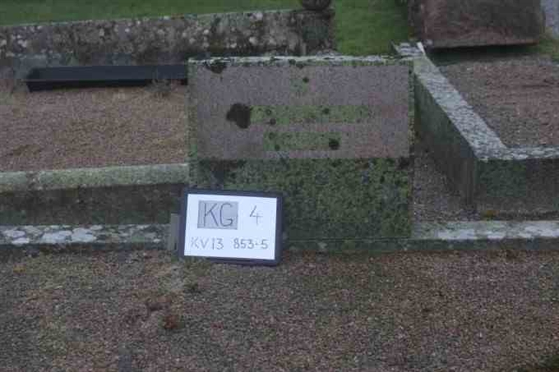 Hautatunnus: 4 13   853-855