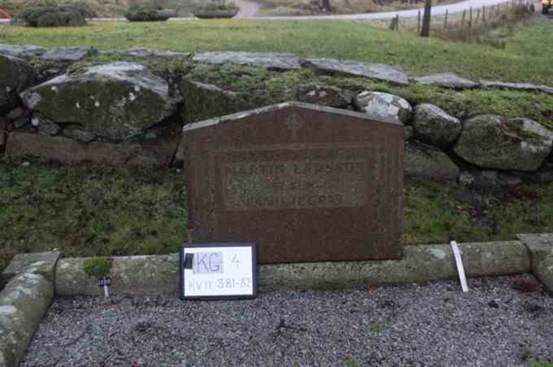 Hautatunnus: 4 11   381-382