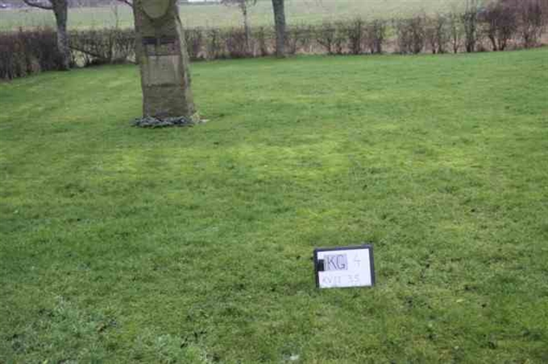 Hautatunnus: 4 12    35