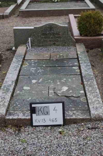 Hautatunnus: 4 13   465
