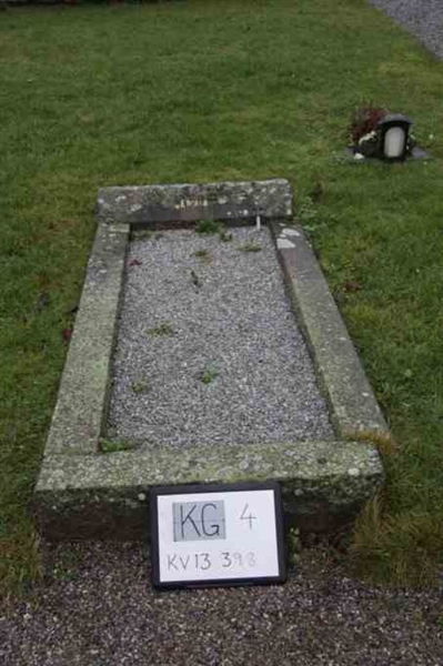 Hautatunnus: 4 13   398