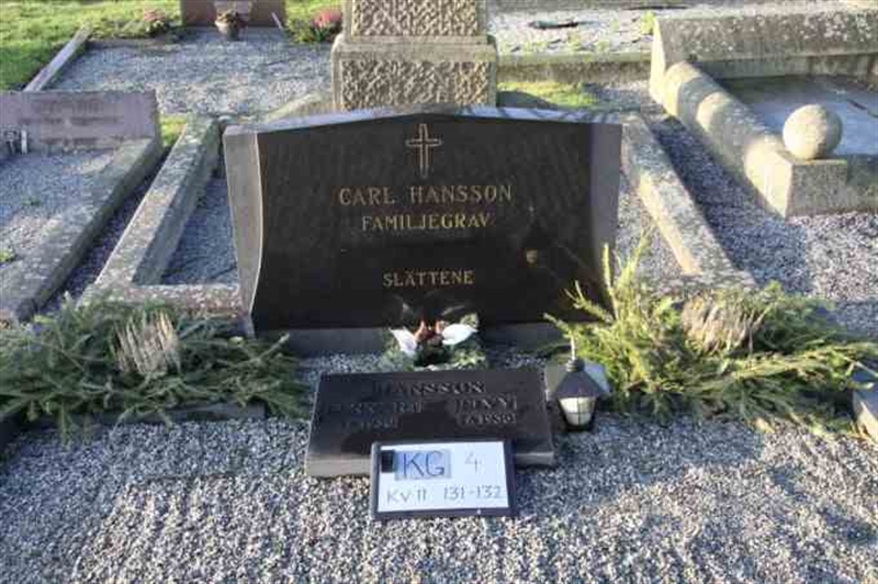 Hautatunnus: 4 11   131-132