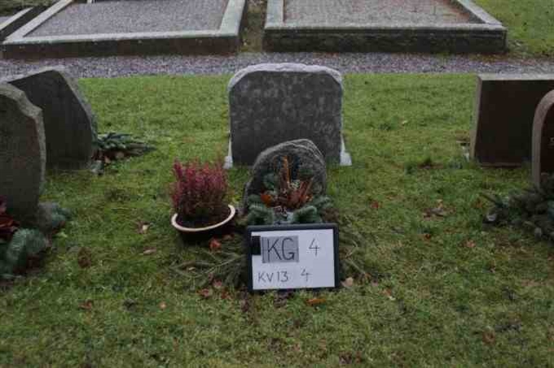 Hautatunnus: 4 13     4