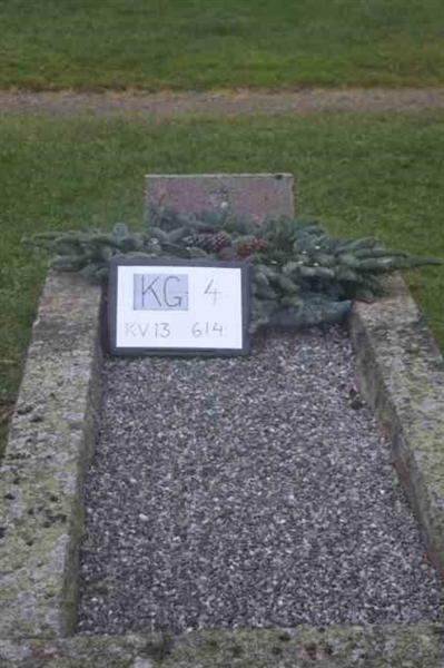 Gravnummer: 4 13   614