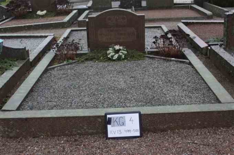 Gravnummer: 4 13   499-500