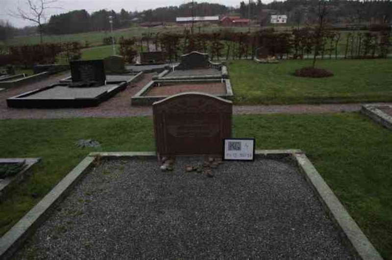 Hautatunnus: 4 13   357-358