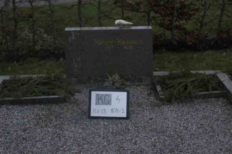 Hautatunnus: 4 13   871-872