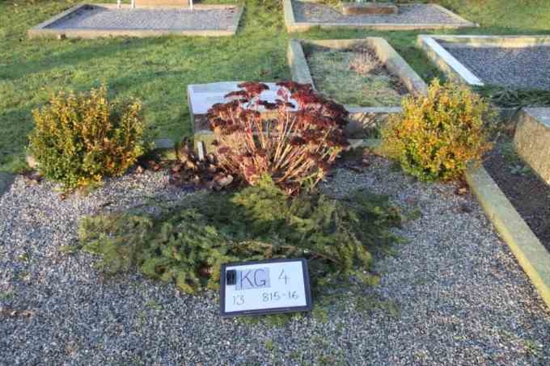 Hautatunnus: 4 13   815-816