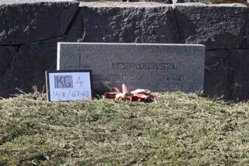 Hautatunnus: 4 14-R    67-68