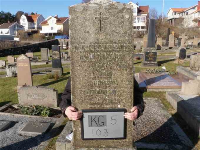 Gravnummer: 5   103-2