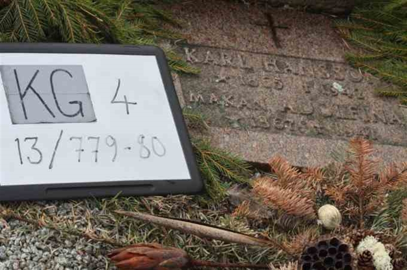 Hautatunnus: 4 13   779-780