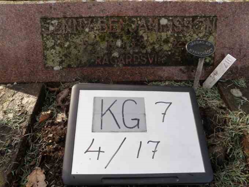 Hautatunnus: 7 04    17-1