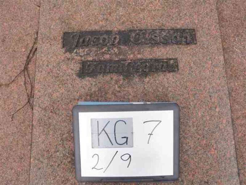 Hautatunnus: 7 02     9-3